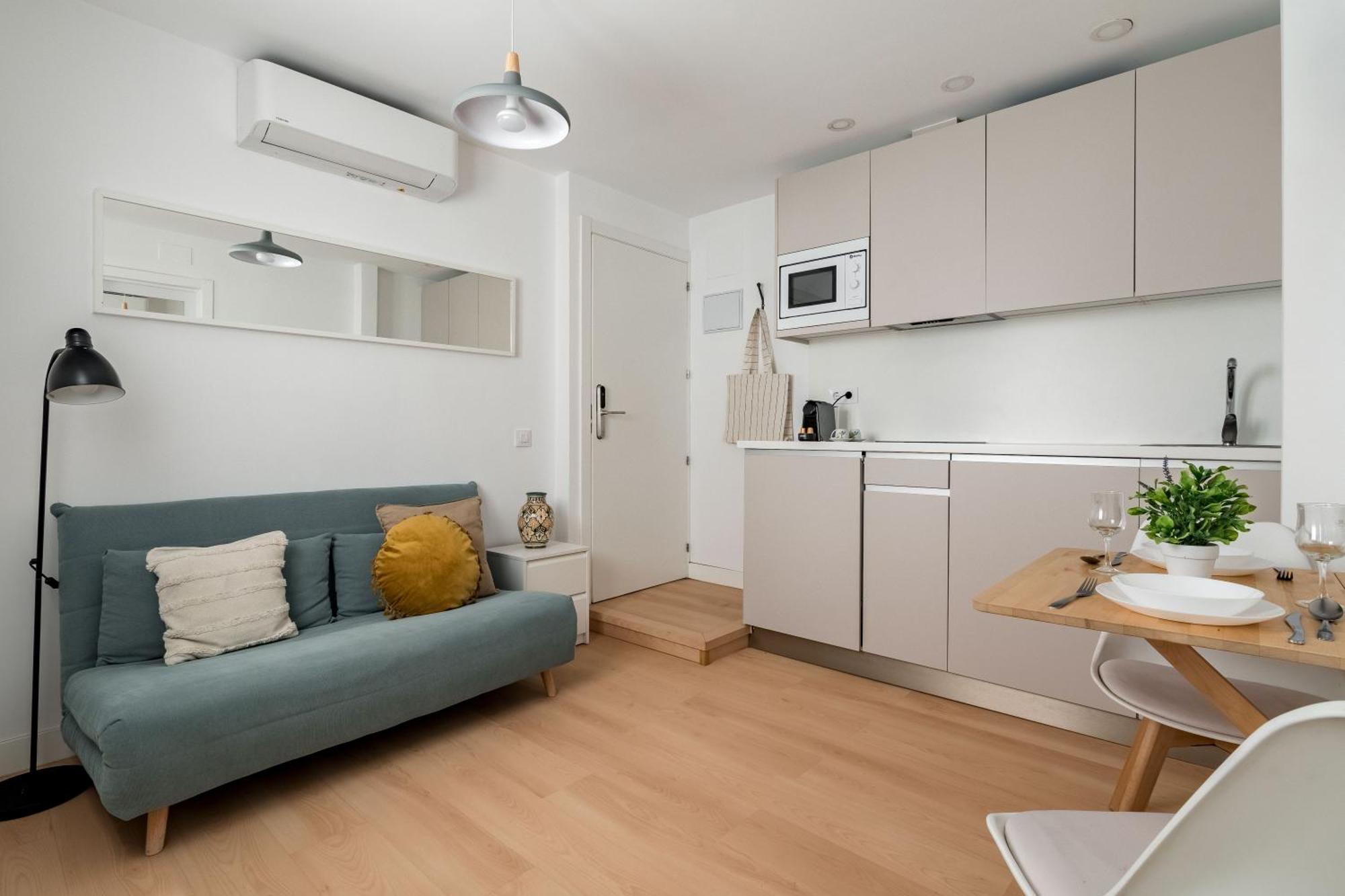 Charming Sol Studios Madrid Exterior photo