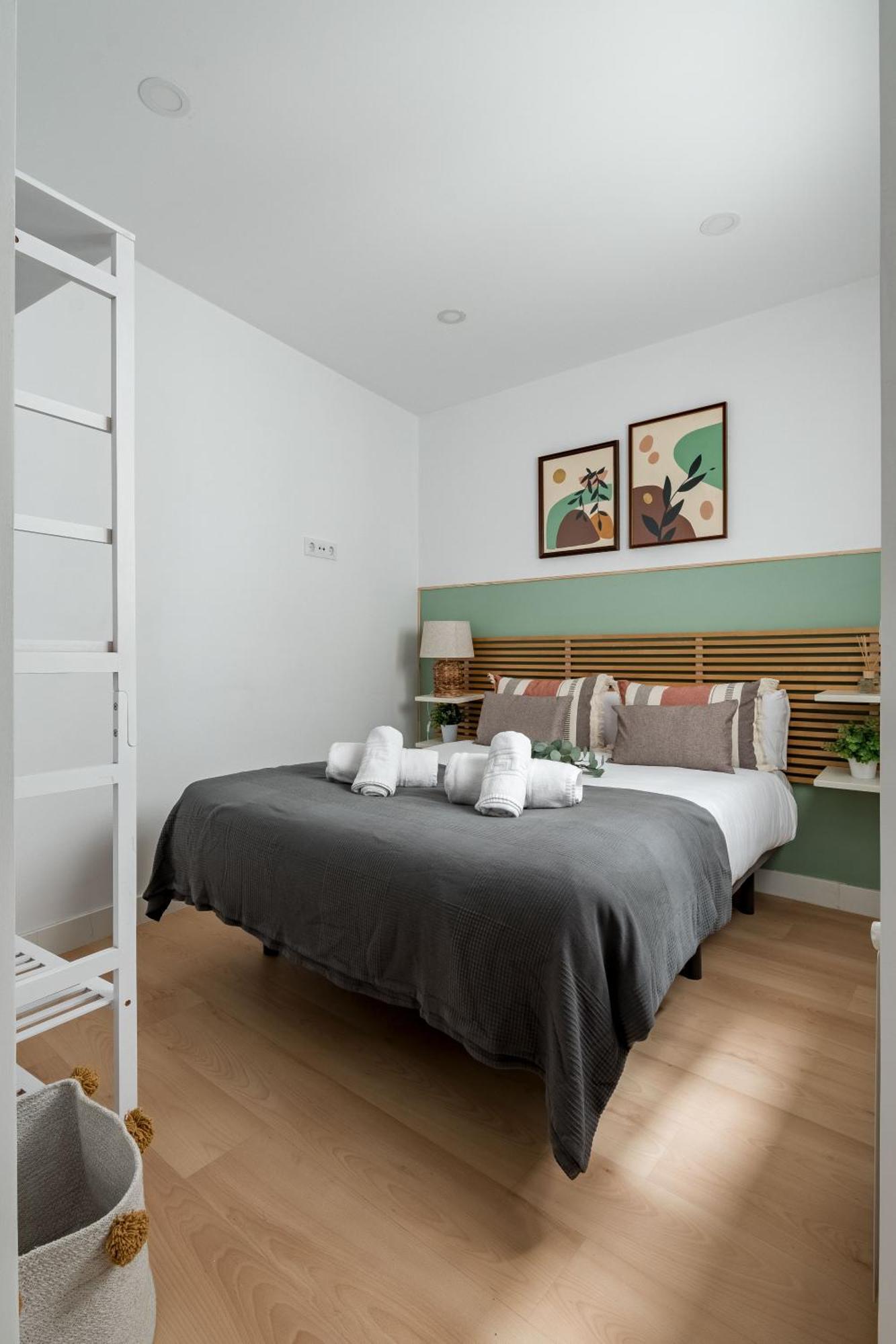 Charming Sol Studios Madrid Exterior photo